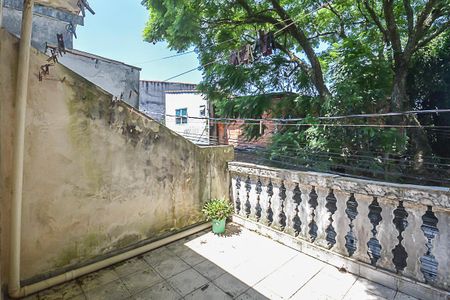 Casa à venda com 70m², 2 quartos e 1 vaga Casa à venda com 70m², 2 quartos e 1 vagaSacada do Quarto 2