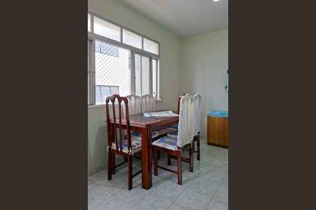 Apartamento para alugar com 73m², 2 quartos e 1 vagaSala