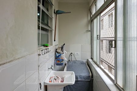 Apartamento para alugar com 73m², 2 quartos e 1 vagaÁrea de Serviço