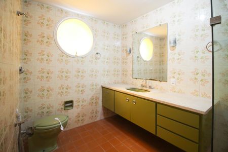 Apartamento para alugar com 110m², 3 quartos e 1 vaga Apartamento para alugar com 110m², 3 quartos e 1 vagaBanheiro da Suíte