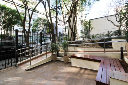 Apartamento para alugar com 110m², 3 quartos e 1 vaga Apartamento para alugar com 110m², 3 quartos e 1 vagaEntrada