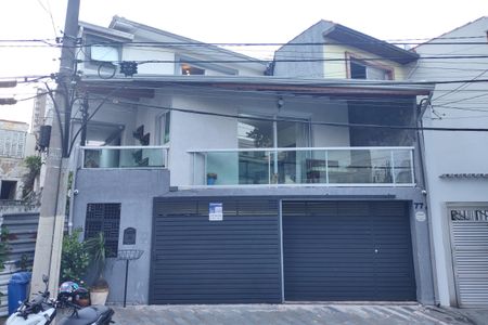 Casa à venda com 201m², 4 quartos e 3 vagasFachada