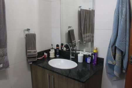 Casa à venda com 201m², 4 quartos e 3 vagasBanheiro da Suíte 2