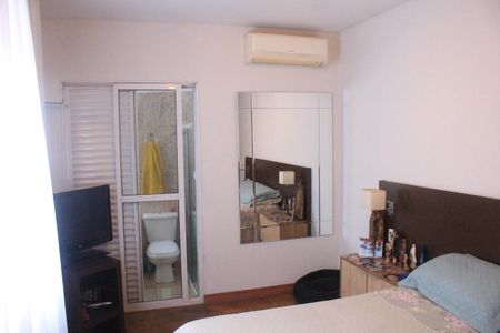 Suíte 1 de casa à venda com 4 quartos, 201m² em Barcelona, São Caetano do Sul