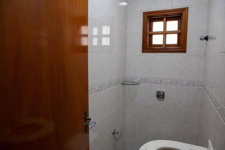 Casa de condomínio à venda com 172m², 4 quartos e 2 vagas Casa de condomínio à venda com 172m², 4 quartos e 2 vagasLavabo
