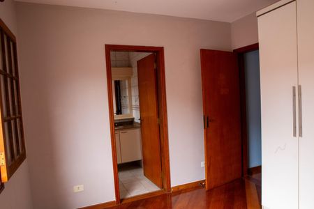 Casa de condomínio à venda com 172m², 4 quartos e 2 vagas Casa de condomínio à venda com 172m², 4 quartos e 2 vagasQuarto suíte 2