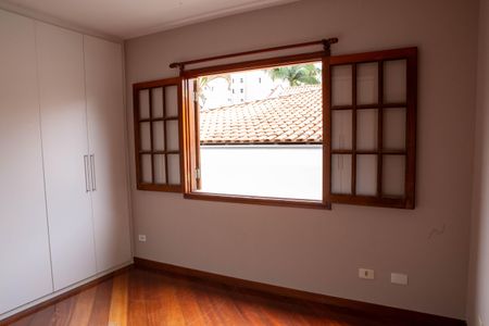 Casa de condomínio à venda com 172m², 4 quartos e 2 vagas Casa de condomínio à venda com 172m², 4 quartos e 2 vagasQuarto suíte 2