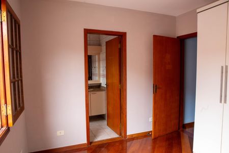 Casa de condomínio à venda com 172m², 4 quartos e 2 vagas Casa de condomínio à venda com 172m², 4 quartos e 2 vagasQuarto suíte 2