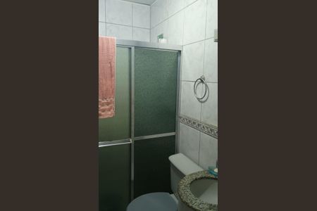 Casa à venda com 170m², 6 quartos e 3 vagas Casa à venda com 170m², 6 quartos e 3 vagasBanheiro