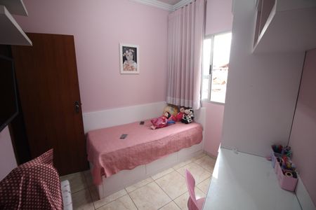 Apartamento à venda com 70m², 3 quartos e 1 vagaQuarto 2