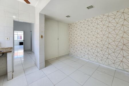 Apartamento para alugar com 90m², 2 quartos e 1 vagaCozinha 