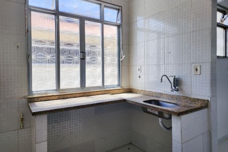 Apartamento para alugar com 90m², 2 quartos e 1 vagaCozinha 