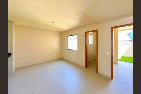 Sala de casa para alugar com 2 quartos, 249m² em Forquilhas, São José