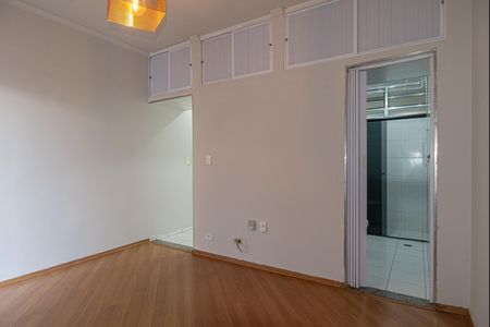 Apartamento à venda com 39m², 1 quarto e sem vaga Apartamento à venda com 39m², 1 quarto e sem vagaSala