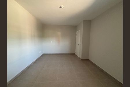 Casa para alugar com 4 quartos, 190m² em Ouro Branco, Novo Hamburgo