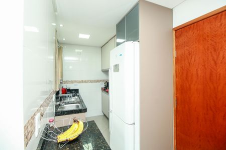 Apartamento à venda com 102m², 2 quartos e 1 vaga Apartamento à venda com 102m², 2 quartos e 1 vagaCozinha