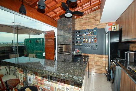 Apartamento à venda com 102m², 2 quartos e 1 vaga Apartamento à venda com 102m², 2 quartos e 1 vagaÁrea gourmet