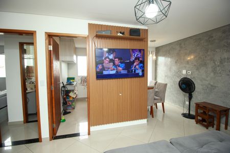 Apartamento à venda com 102m², 2 quartos e 1 vaga Apartamento à venda com 102m², 2 quartos e 1 vagaSala