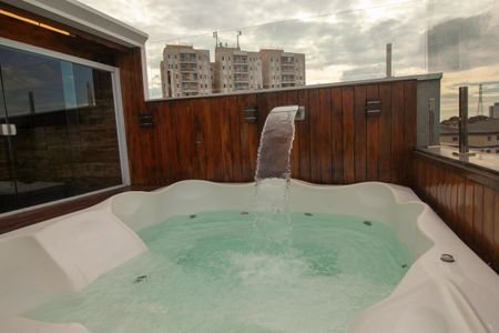 Apartamento à venda com 102m², 2 quartos e 1 vaga Apartamento à venda com 102m², 2 quartos e 1 vagaJacuzzi 7 pessoas