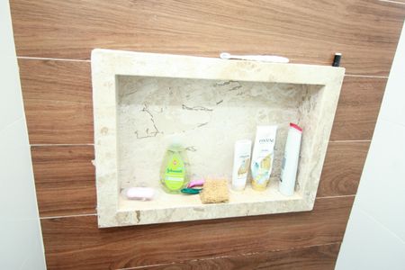 Apartamento à venda com 102m², 2 quartos e 1 vaga Apartamento à venda com 102m², 2 quartos e 1 vagaBanheiro Social