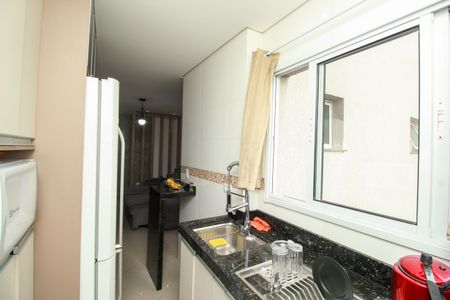 Apartamento à venda com 102m², 2 quartos e 1 vaga Apartamento à venda com 102m², 2 quartos e 1 vagaCozinha