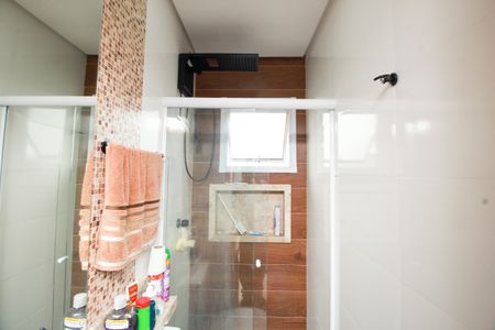 Apartamento à venda com 102m², 2 quartos e 1 vaga Apartamento à venda com 102m², 2 quartos e 1 vagaBanheiro da Suíte