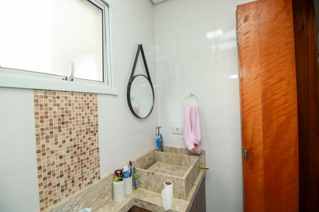 Apartamento à venda com 102m², 2 quartos e 1 vaga Apartamento à venda com 102m², 2 quartos e 1 vagaBanheiro Social