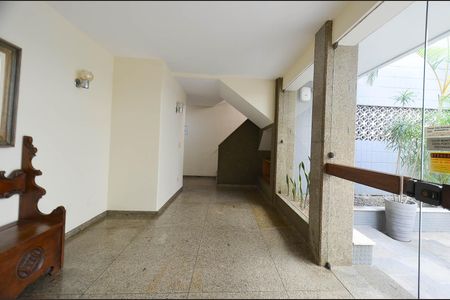 Apartamento à venda com 100m², 3 quartos e 1 vaga Apartamento à venda com 100m², 3 quartos e 1 vagaHall de entrada