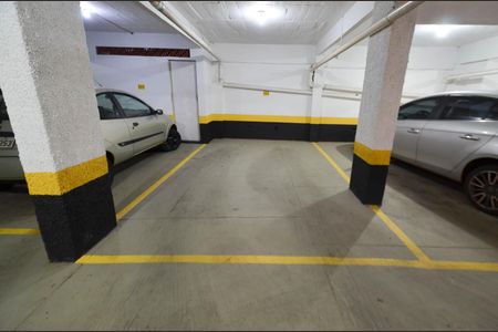 Apartamento à venda com 100m², 3 quartos e 1 vaga Apartamento à venda com 100m², 3 quartos e 1 vagaGaragem