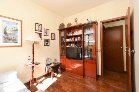 Apartamento à venda com 100m², 3 quartos e 1 vaga Apartamento à venda com 100m², 3 quartos e 1 vagaQuarto 1