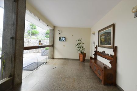 Apartamento à venda com 100m², 3 quartos e 1 vaga Apartamento à venda com 100m², 3 quartos e 1 vagaHall de entrada