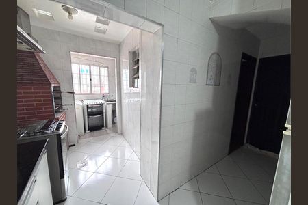 Casa para alugar com 248m², 3 quartos e 2 vagasCozinha