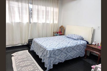 Casa para alugar com 248m², 3 quartos e 2 vagasQuarto