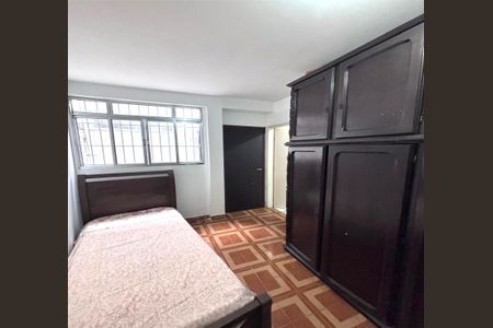 Casa para alugar com 248m², 3 quartos e 2 vagasQuarto