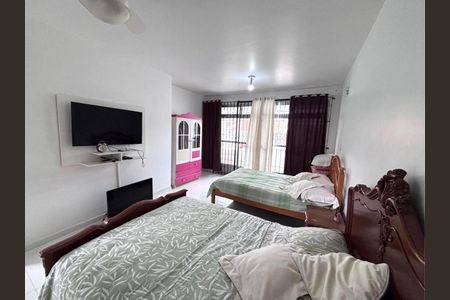 Casa para alugar com 248m², 3 quartos e 2 vagasQuarto