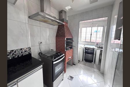 Casa para alugar com 248m², 3 quartos e 2 vagasCozinha