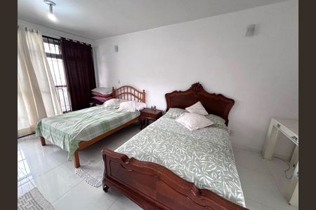 Casa para alugar com 248m², 3 quartos e 2 vagasQuarto