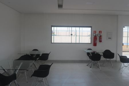 Apartamento para alugar com 34m², 2 quartos e 1 vagaÁrea comum - Salão de festas