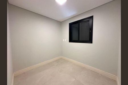 Casa à venda com 4 quartos, 550m² em Alphaville Residencial Zero, Barueri