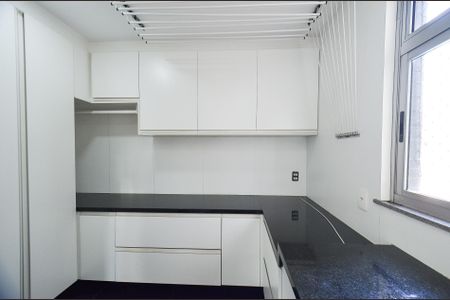 Apartamento à venda com 164m², 4 quartos e 4 vagasCozinha