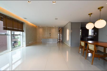 Apartamento à venda com 164m², 4 quartos e 4 vagasSala 3 Ambientes