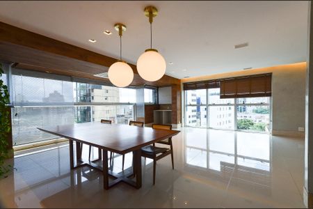 Apartamento à venda com 164m², 4 quartos e 4 vagasSala 3 Ambientes