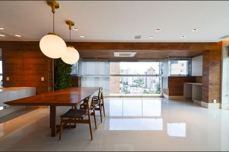 Apartamento à venda com 164m², 4 quartos e 4 vagasSala 3 Ambientes