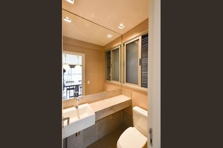 Apartamento à venda com 164m², 4 quartos e 4 vagasLavabo