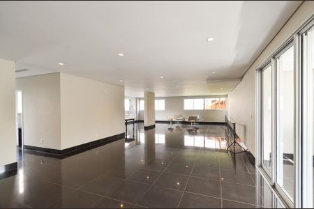 Apartamento à venda com 164m², 4 quartos e 4 vagasÁrea comum - Salão de festas