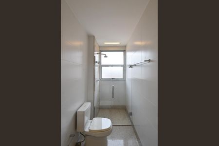 Apartamento à venda com 164m², 4 quartos e 4 vagasBanheiro Suíte 1