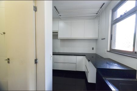 Apartamento à venda com 164m², 4 quartos e 4 vagasCozinha