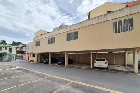 Apartamento para alugar com 50m², 2 quartos e 1 vaga Apartamento para alugar com 50m², 2 quartos e 1 vagaÁrea comum - Salão de festas