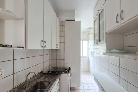 Apartamento para alugar com 50m², 2 quartos e 1 vaga Apartamento para alugar com 50m², 2 quartos e 1 vagaCozinha - Armários