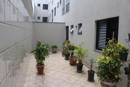 Apartamento à venda com 102m², 2 quartos e 1 vagaQuintal